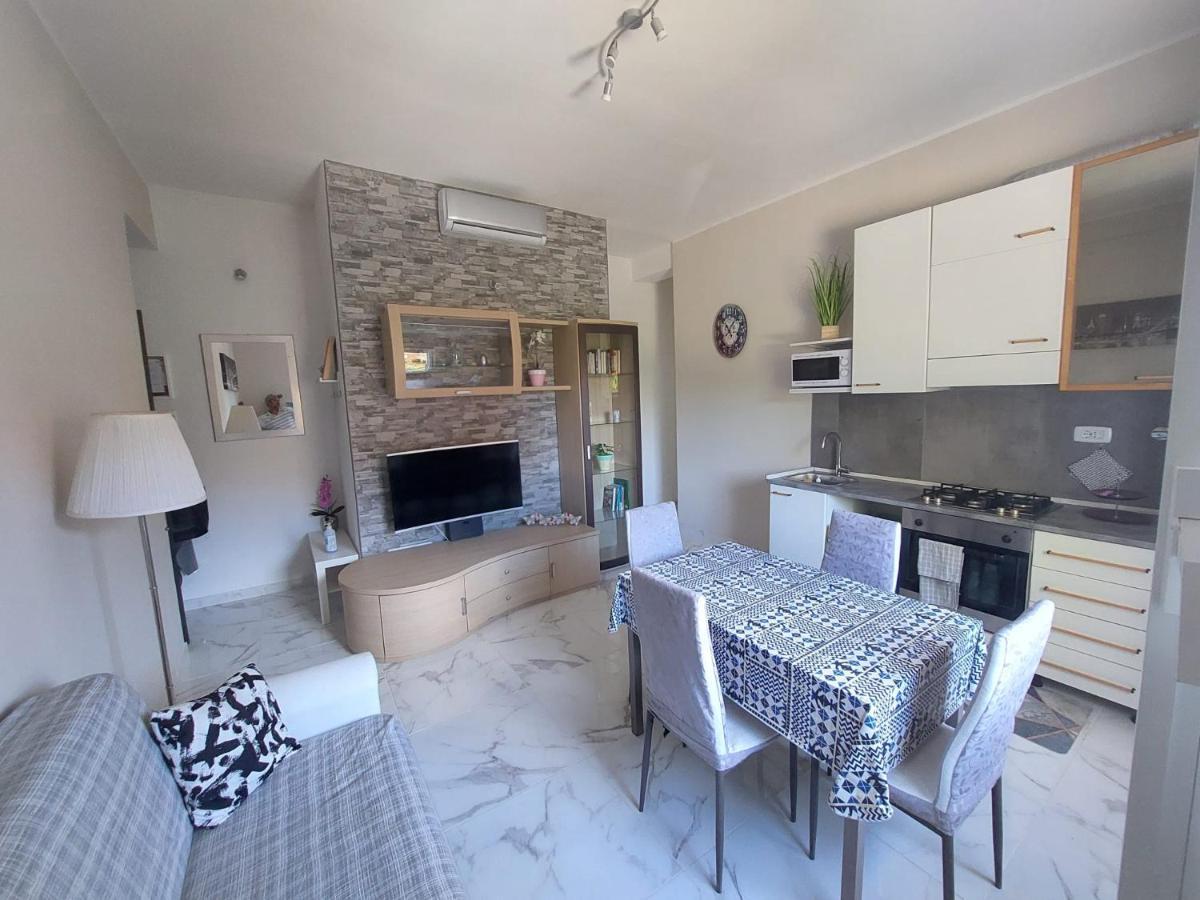 El Mar Casa Vacanza Lavinio Mare อันซีโอ ภายนอก รูปภาพ