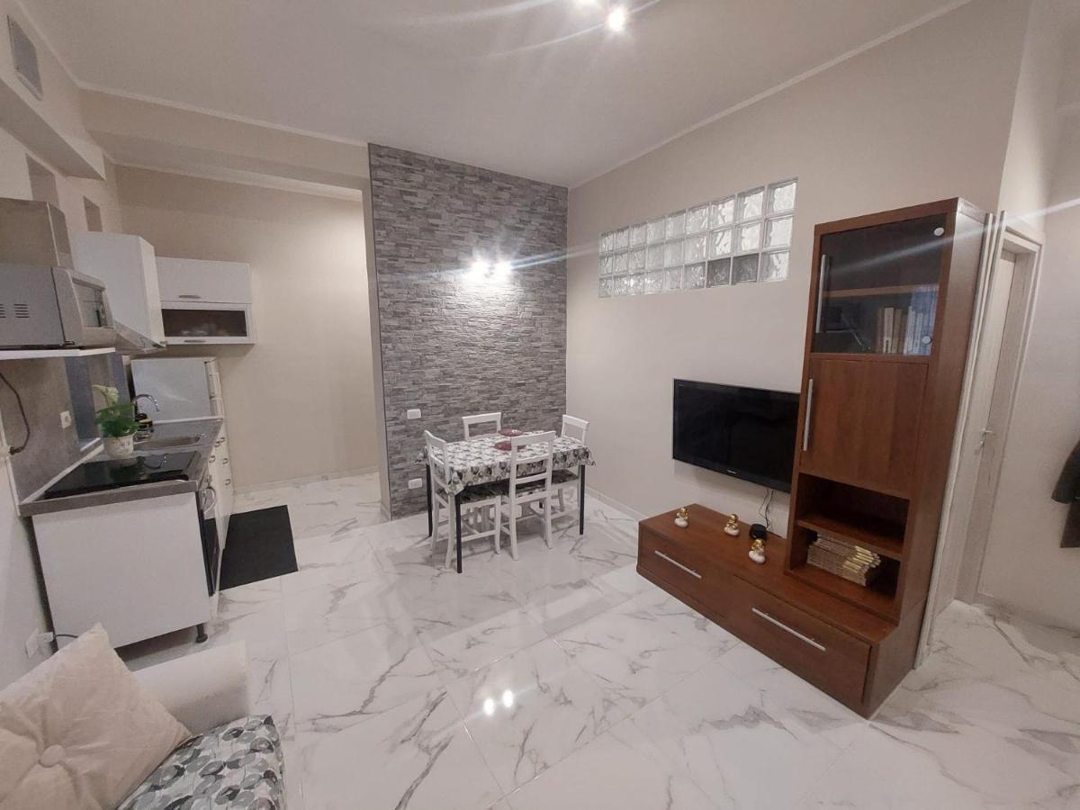 El Mar Casa Vacanza Lavinio Mare อันซีโอ ภายนอก รูปภาพ